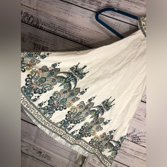 Venus Bohemian Embroidered Top - Picture 8 of 16